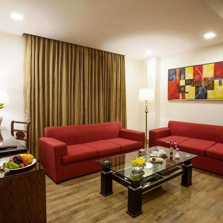 Taurus Sarovar Portico New Delhi Eksteriør billede