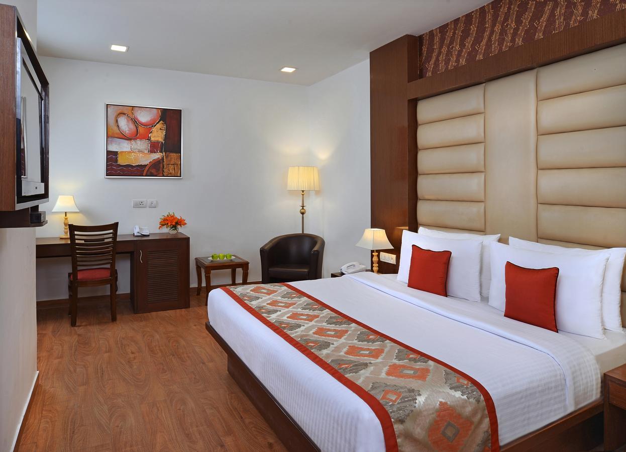 Taurus Sarovar Portico New Delhi Eksteriør billede