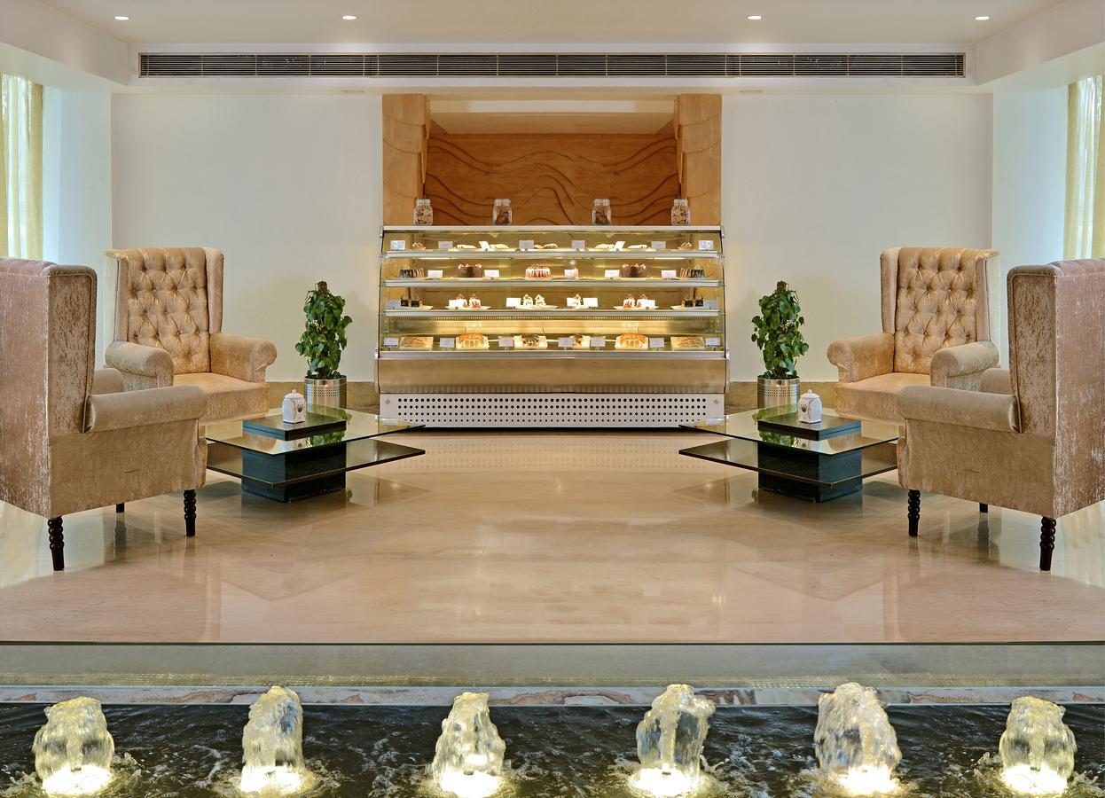 Taurus Sarovar Portico New Delhi Eksteriør billede