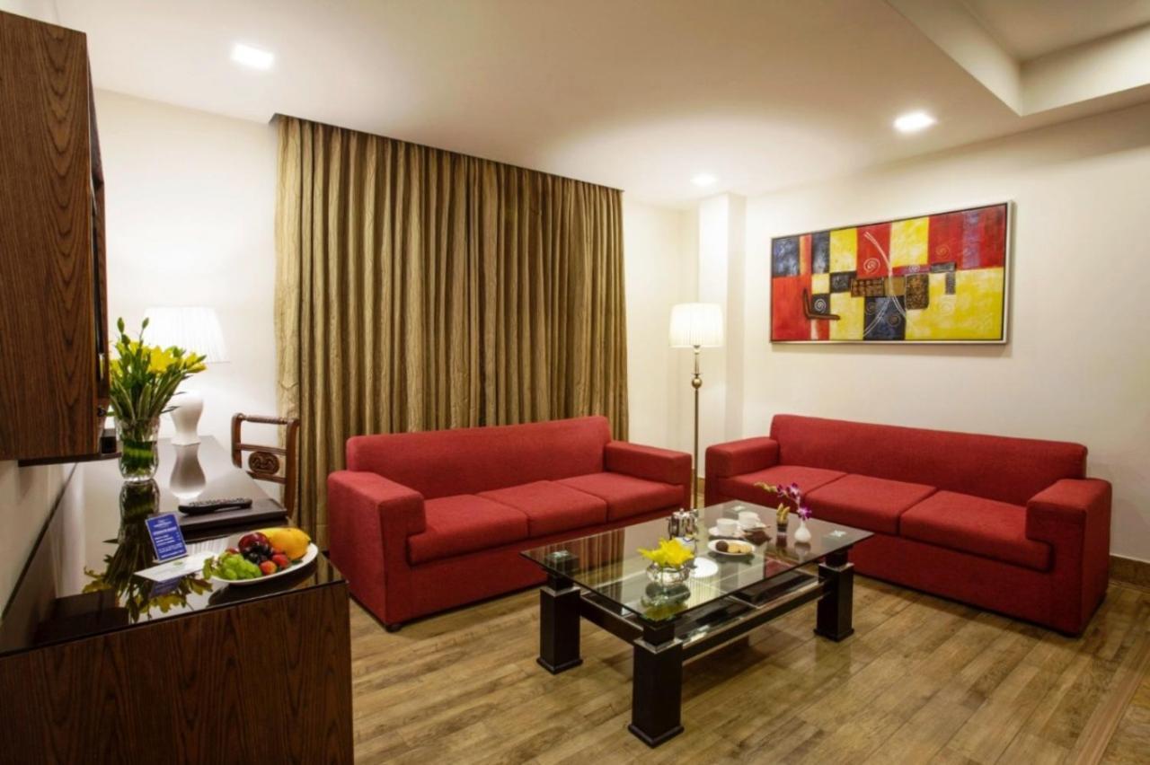 Taurus Sarovar Portico New Delhi Eksteriør billede