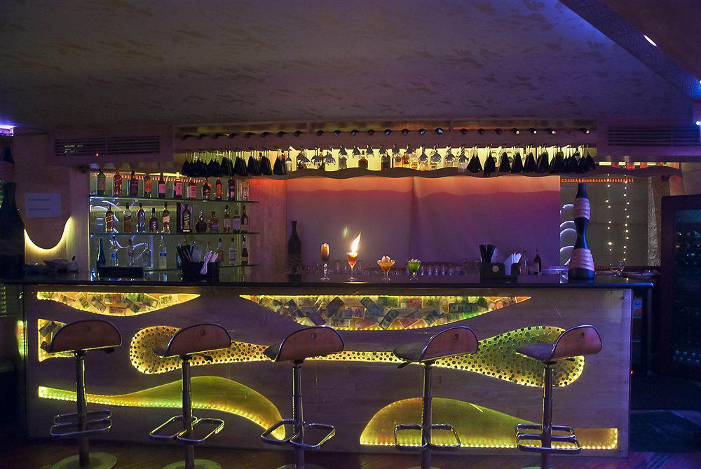 Taurus Sarovar Portico New Delhi Eksteriør billede